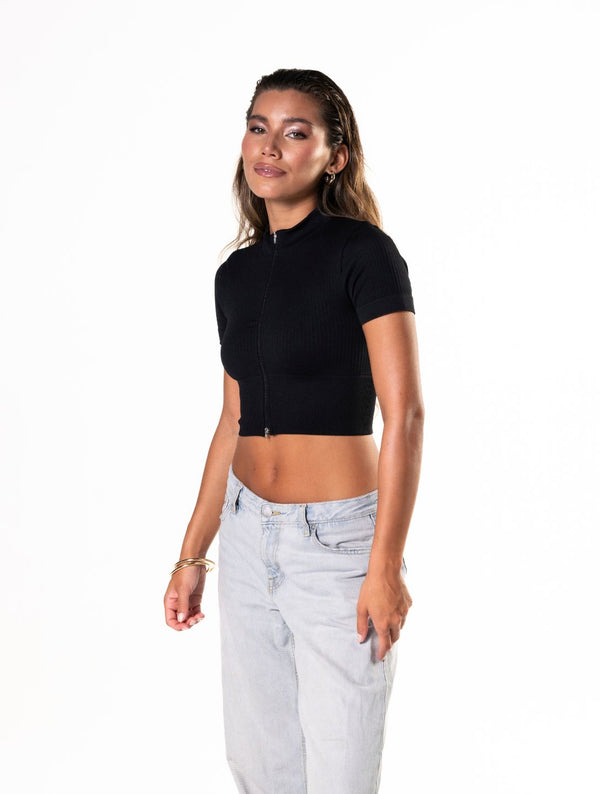 Dikişsiz Fitilli Fermuarlı Önü Kısa Kollu Crop Top