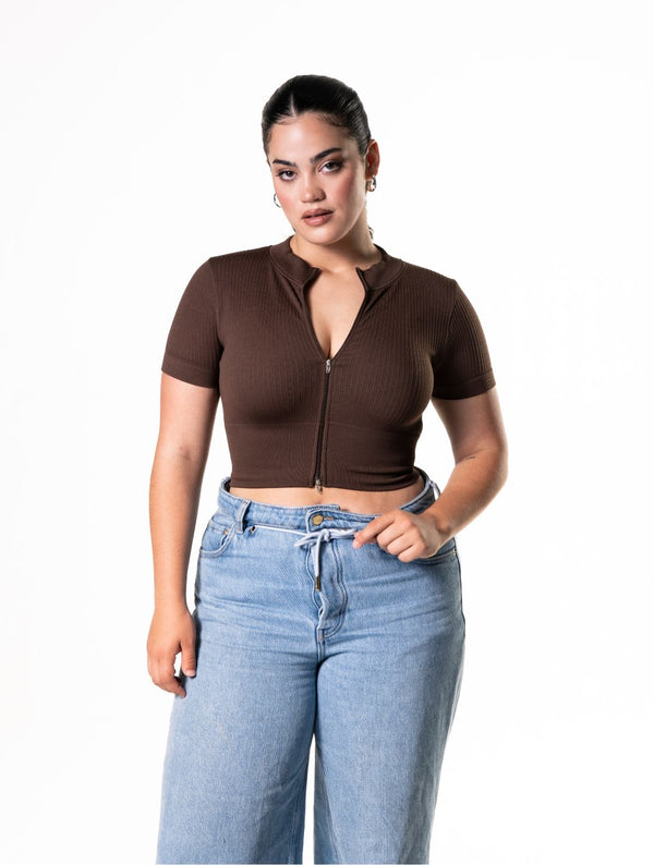 Dikişsiz Fitilli Fermuarlı Önü Kısa Kollu Crop Top